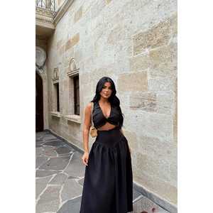 Conjunto de Traje con Chaleco Negro con Detalle de Botones para Mujer - Product Image 4