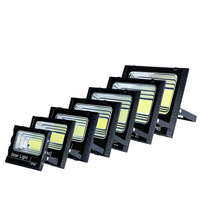 Projecteurs solaires d'extérieur Lampes de projecteur 2000W LED Lumière du jour IP65 ABS Utilisation routière Bloc d'alimentation