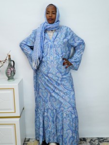 Selección del Editor: Abaya con Estampado Paisley Azul, Cuello con Muescas, Diseño en Capas, Suave y Ligera, Vestido <span class=keywords><strong>Maxi</strong></span> para Mujeres Musulmanas, Estilo Dubai, Uso Diario, Personalizable - Product Image 4