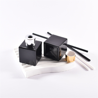 Luxe Odm Oem 50ml Reed Diffuseur Huiles Brillant Noir Bouteille En Verre Parfum Huile Décor À La Maison Reed Diffuseur Ensemble à Vendre