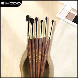 Cangzhou <b>Makeup</b> Brush Animal Hair Wooden Handle Round Shape For Eyeshadow Application - Product Image 4