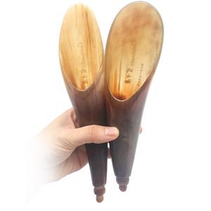 Planche de massage Gua Sha en corne naturelle Goldhealth, outil de massage manuel pour le corps, le cou et le drainage des méridiens. - Product Image 5