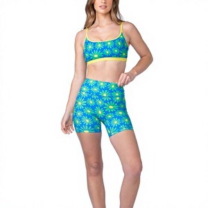 Ensemble de yoga imprimé pour femmes en gros : Soutien-gorge de sport et short cycliste taille mi-haute en Spandex/Polyester, séchage rapide, écologique, personnalisable pour le fitness - Product Image 1