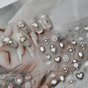 Pegatinas de Uñas Metálicas Doradas en Relieve 5D de Lujo TSZS, Calcomanías Adhesivas <span class=keywords><strong>con</strong></span> Diseño de Joyería Celestial de Corazón, Luna y Estrella para <span class=keywords><strong>Manicura</strong></span> DIY - Product Image 2
