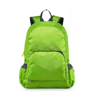 Sac de voyage pliable personnalisé pour le camping en plein air, léger et promotionnel - Product Image 1