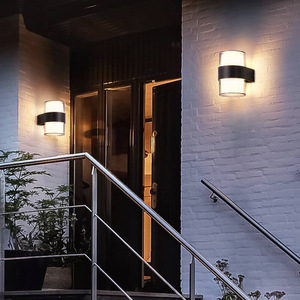 Lámpara de Pared LED de Doble Cabezal, Acrílica, Decorativa para Patio, Ideal para Iluminación Moderna en Jardines y Villas - Product Image 2