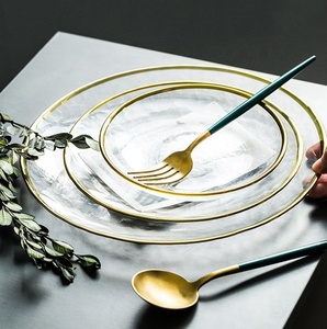 Assiettes de présentation rondes en verre écologiques de qualité supérieure avec bord doré, style minimaliste, pour mariages, événements et fêtes de camping, avec technique d'<span class=keywords><strong>émail</strong></span> coloré - Product Image 5