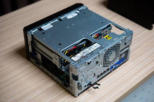 <span class=keywords><strong>HPE</strong></span> <span class=keywords><strong>ProLiant</strong></span> <span class=keywords><strong>MicroServer</strong></span> <span class=keywords><strong>Gen10</strong></span> <span class=keywords><strong>Plus</strong></span> XEON E-2224 de 4 Núcleos, 2 x 16 GB DIMM, 4 x 1 TB SATA HDD, Solución de Implementación para Pequeñas Oficinas - Product Image 6