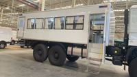 SHACMAN F3000 430hp 6x6 bus de passagers personnalisé par des professionnels pour les besoins de transport commercial