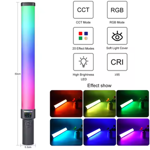 W270RGB Magnétique Rechargeable RVB Colorful Handheld LED Video Light Stick avec Baffle pour TikTok Yotube Photography Studio - Product Image 5