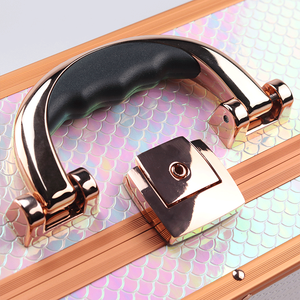 Estuche de tocador de <span class=keywords><strong>maquillaje</strong></span> personalizado, caja dura de belleza con luces integradas, espejo completo, proveedor al por mayor, novedad de 2023 - Product Image 4