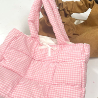 Sac fourre-tout chic matelassé à fermeture éclair, couleur neutre, avec bandoulière en ruban, idéal pour ordinateur portable, accessoire de mode quotidien