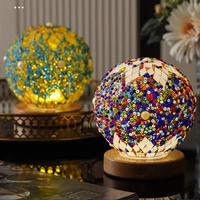 Lampe de table marocaine en mosaïque avec veilleuse LED USB pour les soirées romantiques, lumière décorative tricolore pour chambre à coucher