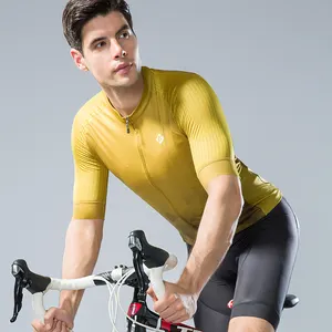 Offre spéciale Vêtements de compression pour l'extérieur Vêtements de cyclisme Maillot Vêtements de vélo Vêtements de sport Uniforme de cyclisme personnalisé pour hommes