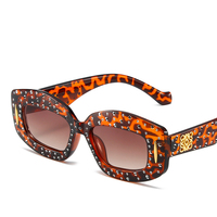 Nouveau carré brillant étoilé mode Hip Hop lunettes de soleil femmes personnalisé tendance diamant lunettes de soleil 2025
