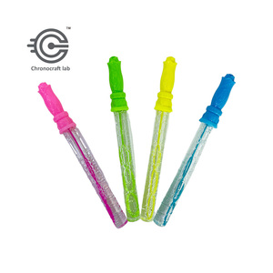 Fabbrica all'ingrosso a prezzi accessibili 24 pezzi 4 colori rosa bolla bacchetta giocattolo <span class=keywords><strong>3</strong></span> fori Design per più bolle per bambini - Product Image 1