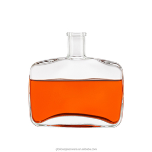 <span class=keywords><strong>Bouteille</strong></span> vide en verre doré <span class=keywords><strong>de</strong></span> 250 ml en forme <span class=keywords><strong>de</strong></span> crâne pour vodka, whisky, brandy, gin, <span class=keywords><strong>rhum</strong></span>, tequila, spiritueux, liqueur <span class=keywords><strong>avec</strong></span> bouchon en liège - Product Image 4