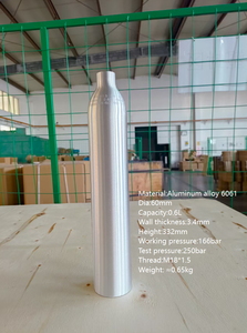 Portable Soda Maker 0.6L Co2 <span class=keywords><strong>Bouteille</strong></span> En Aluminium 360g/400g/425g/<span class=keywords><strong>450g</strong></span> Co2 Cylindre pour Soda Machine - Product Image 4