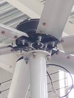 Industrieller Axialer Elektrolüfter 20ft Blattdurchmesser Aluminiumlegierung Konstruktion 380V Touch-Steuerung Deckenventilator Kugellager
