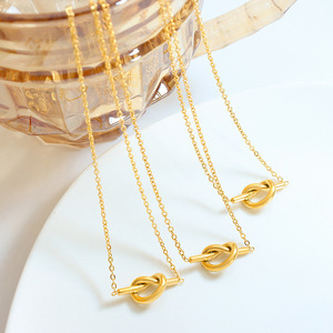 Collar <span class=keywords><strong>de</strong></span> cadena <span class=keywords><strong>de</strong></span> nudo <span class=keywords><strong>de</strong></span> acero inoxidable <span class=keywords><strong>para</strong></span> mujer, colgante <span class=keywords><strong>de</strong></span> Color dorado, joyería <span class=keywords><strong>para</strong></span> niña - Product Image 1