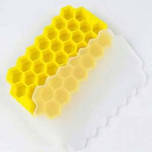 Moule à glaçons de haute qualité, 37 cavités, design nid d'abeille, bac à glaçons hexagonal avec couvercle en silicone sans BPA - Product Image 2
