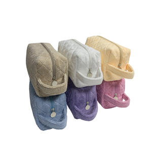 Sac de toilette personnalisé en tissu éponge, pochette de beauté à fermeture éclair, sac à main en tissu éponge pour cadeau - Product Image 5