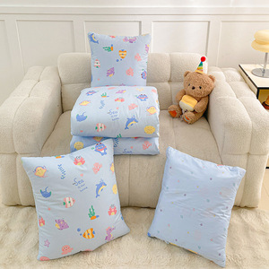 ผ้าห่มพิมพ์ลาย Mio สำหรับฤดูร้อน ขนาด 40x40 ซม. หลังพับ 105x145 ซม. ใช้ได้สองแบบ ผ้าห่มพับได้สำหรับใช้กับเครื่องปรับอากาศ - Product Image 3