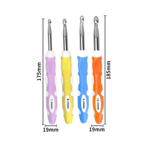 Vente en gros de crochets ergonomiques portables en aluminium 7.0-10.0mm, ensemble de crochets à tricoter pour <span class=keywords><strong>couture</strong></span> à main - Product Image 3