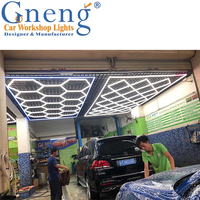 Polissage de voiture d'usine, grande lampe de plafond de Restaurant hexagonale colorée Exw Club