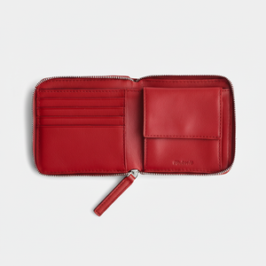 Cartera de cuero suave diseñada para llevar el máximo de tarjetas y billetes manteniendo un aspecto y una sensación mínimos. - Product Image 1