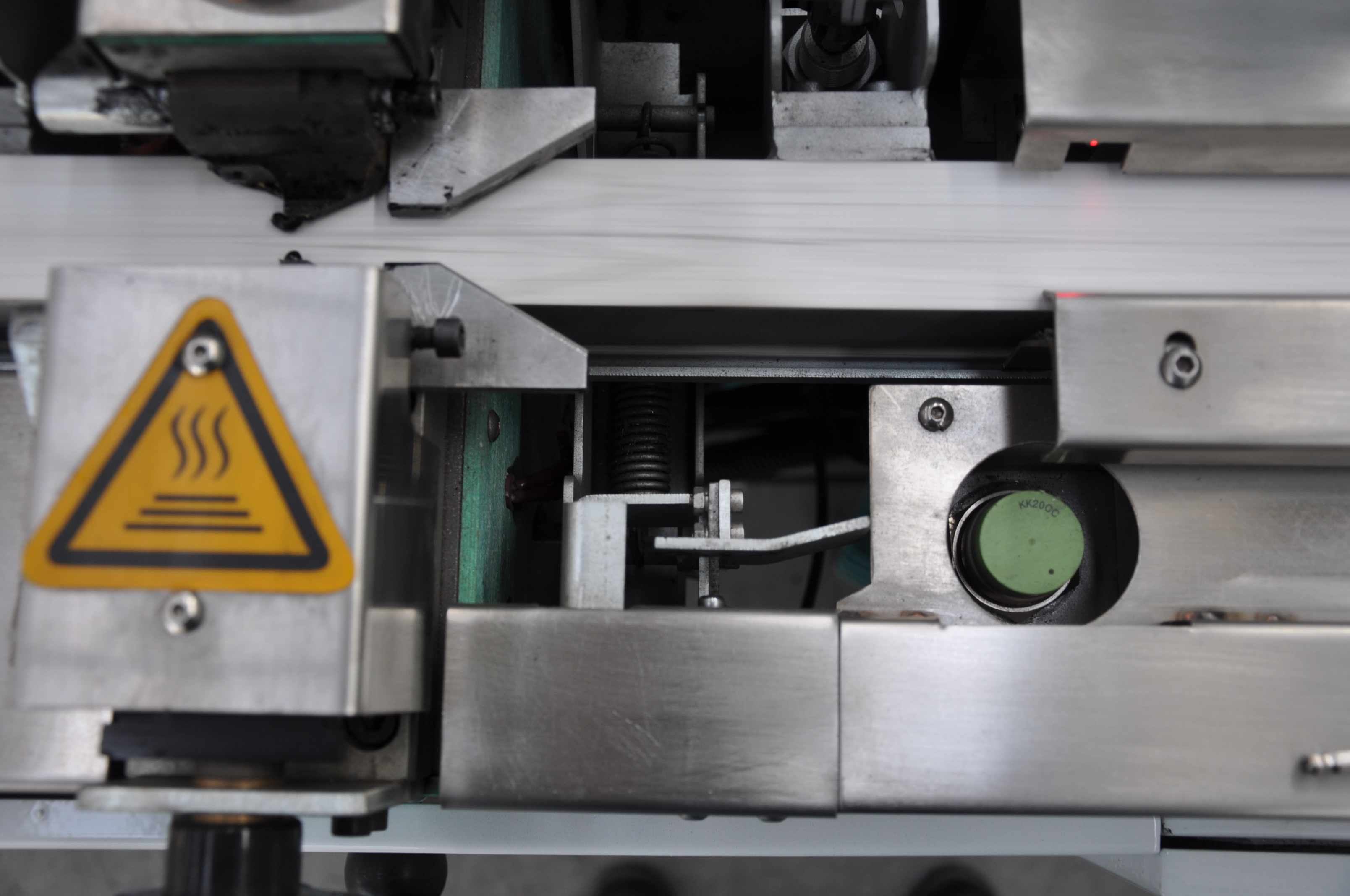 Insulated Glass Butyl Extruder Coating Machine Aluminum Partition Film Coating Machine