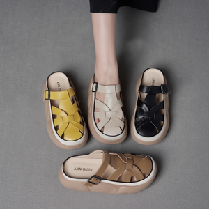 Sandales à talons souples avec lanière en cuir et talon de 5cm de haut - Product Image 1