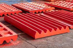 Mn18Cr2 PE600 PE 400X600 <span class=keywords><strong>900</strong></span> PE750 1060 PE900 1200ขากรรไกรล่างจานสลับแผ่นเคลื่อนย้ายได้ - Product Image 2