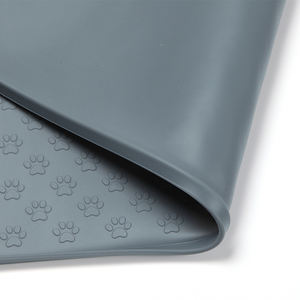 Custom <span class=keywords><strong>Dog</strong></span> Paw Print Silikon Haustier matte, faltbare rutsch feste wasserdichte Fütterung matte für unterwegs - Product Image 4