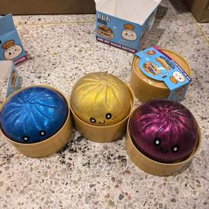 Nouveau Jouet Géant de Simulation de Boulette de 15 cm avec Perles d'Eau, à Jouer avec un Panier Vapeur, Anti-Stress, Boulette à Expressions, Grande Boulette - Product Image 1