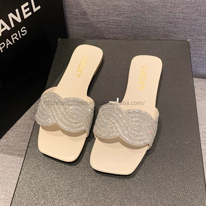 Summer Outdoor Shiny Lady <b>Slipper</b> Flat Platform Slip-On Beach Women Sandals Soft Designer Luxury <b>Slippers</b> for Women - Product Image 5