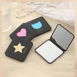 Bán Buôn Tùy Chỉnh Vuông Màu Đen Hai Mặt Matte Cầm Tay Nhỏ Tay Trang Điểm Gương Mỹ Phẩm Nhỏ Gọn Phòng Tắm Mini Vanity Gương - Product Image 1