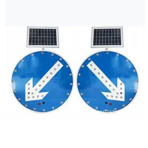 Panneaux de signalisation solaires LED de haute qualité IP68 économes en énergie respectueux de l'environnement rencontre les panneaux de signalisation routière internationaux - Product Image 4