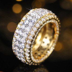 Anello scintillante bicolore per donna, elegante gioiello da dito alla moda - Product Image 1