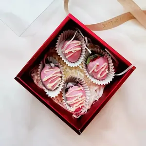 Kotak roti kue permen coklat mewah emas merah Natal kustom dengan tutup bening kotak hadiah Hari Valentine