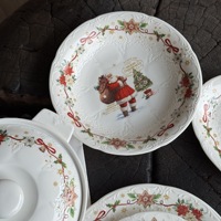Service de table en céramique de Noël, motif vintage en relief du Père Noël, assiettes, bols et tasses en porcelaine pour la décoration de table des fêtes