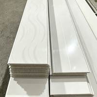 Panneaux de plafond carrés en PVC au design moderne, imperméables, 20mm-30mm, pour hôtels et salles de bain, écologiques, pour décoration intérieure et extérieure