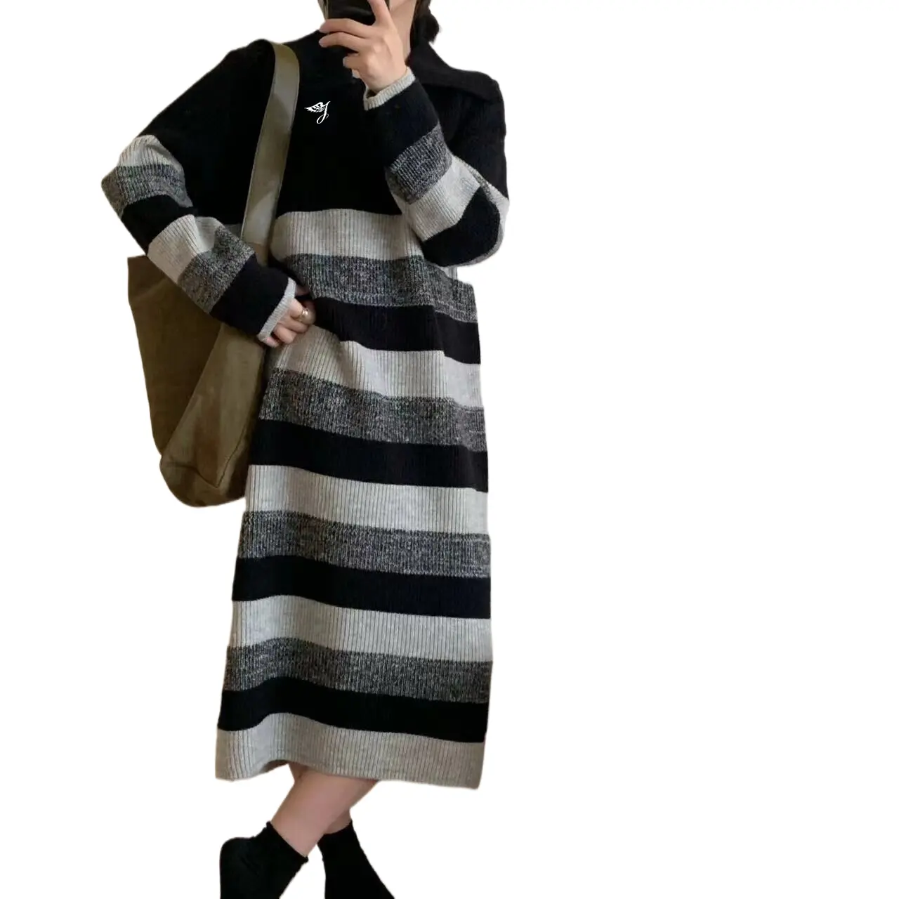 Women dress striped crew neck longer knit sweater autumn black and white knitted dresses for ladies