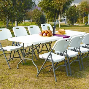 Toptan 60 inç açık düğün etkinlikleri kamp taşınabilir plastik yuvarlak katlanır masa