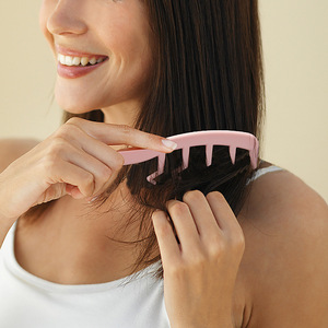 Z Shaped Hair Parting Comb Large Wide Tooth Plastic For Home Use Green Pink Purple Blue - Product Image 3