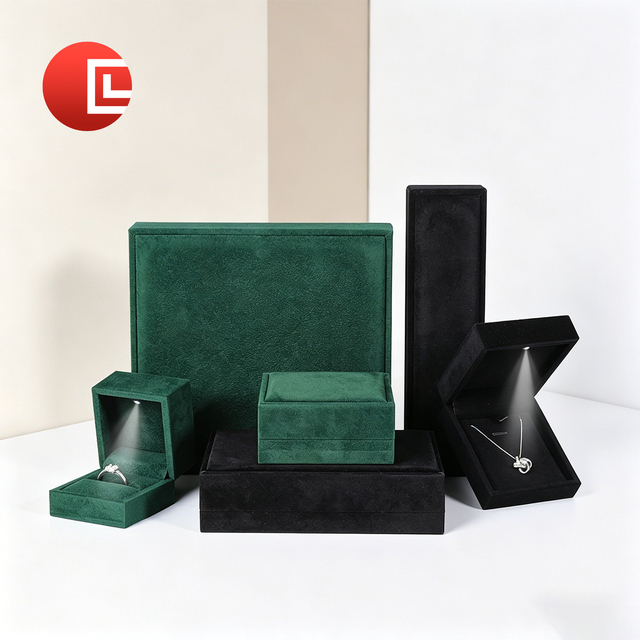 Hot Sale LED Light Velvet Jewelry Box, Luxury Luminous Gift Box for Rings & Necklaces, Premium Jewelry Packaging Case