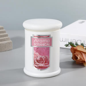 Bougie parfumée de luxe en cire de soja pot à bougie en verre coloré <span class=keywords><strong>huile</strong></span> <span class=keywords><strong>essentielle</strong></span> personnalisée de marque privée pour la décoration de la maison - Product Image 5