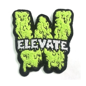 Patchs lettres personnalisés en chenille avec fond en feutre double, broderie thermocollante, applique pour sweat à capuche - Product Image 5
