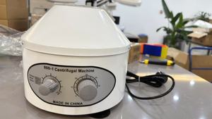 Livraison rapide Centrifugeuse de laboratoire de type mini-banc à rotor oscillant 6*20ml - Product Image 2