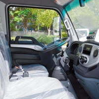 Camion de compression des déchets JAC 6CBM à alimentation automatique, camion de manutention de conteneurs à déchets, camion de ramassage des ordures ménagères pour l'assainissement communautaire
